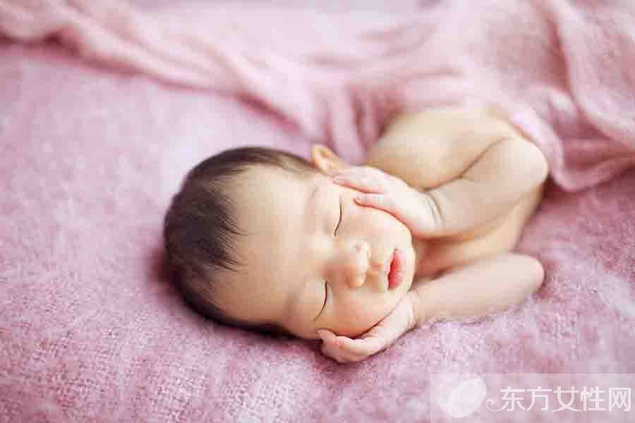 新生儿湿疹如何治疗 这么做可有效防止新生儿湿疹