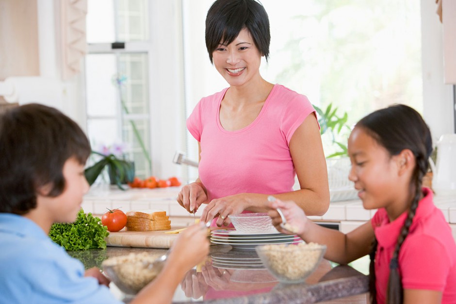 8种方法让你的宝宝爱上吃饭