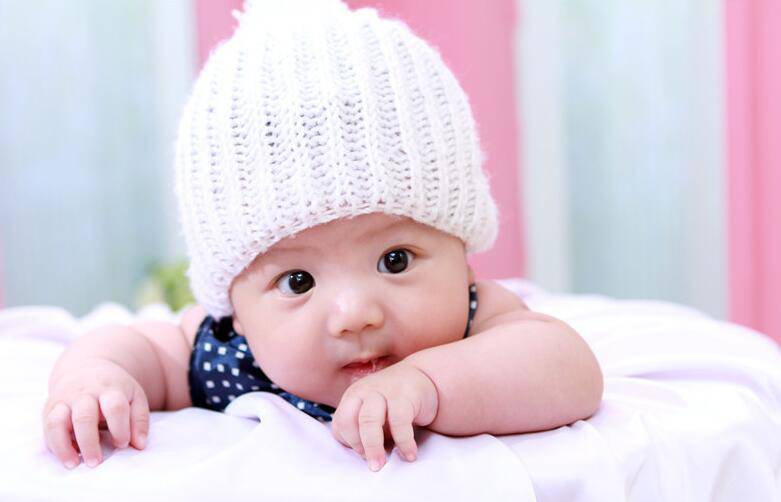 宝宝神经发育迟滞 日常这些表现需警惕