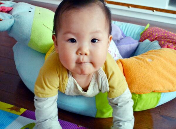 轮状病毒感染后症状表现有哪些 该如何治疗