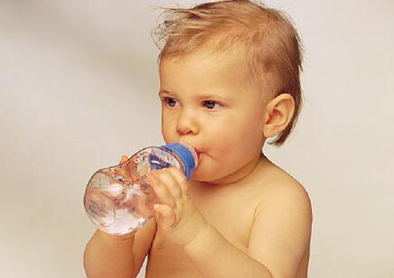 轮状病毒感染后症状表现有哪些 该如何治疗