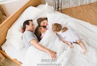 父母与宝宝同床 宝宝容易患上哮喘