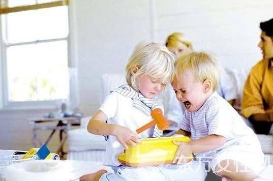 如何改善儿童行为问题 爸妈需谨慎