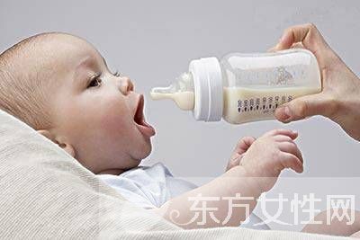 冬天如何护理新生儿 清洁护理用品使用越少越好