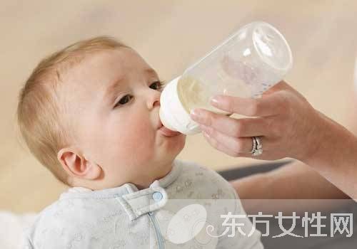 幼儿入园须知 孩子哭闹着不想上学你该使使招