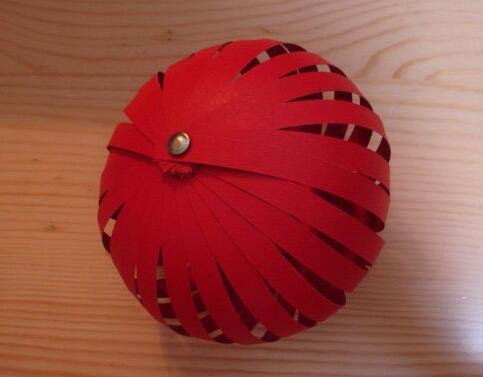 一次性纸杯变废为宝 手把手教你怎样做灯笼