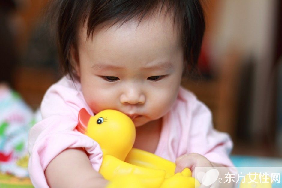 5个月宝宝的早期教育 这些早教误区很多妈妈犯过哦