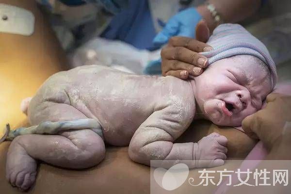 初生婴儿脐带护理方法 出现这些情况应及时就医