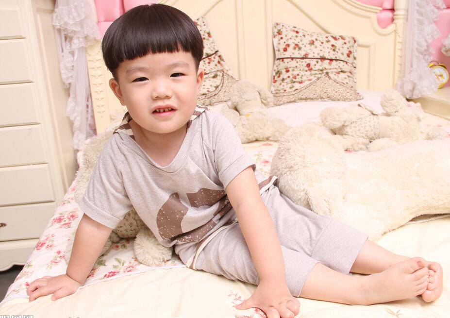 1-3岁宝宝早教训练 让你的宝宝赢在起跑线上