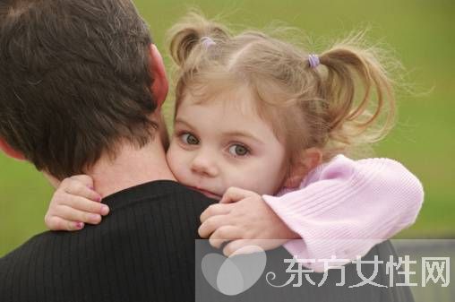 孩子过渡依赖父母 原因在于你常做这4件事