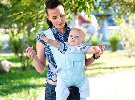 带宝宝出行必备物品清单 妈妈需谨记