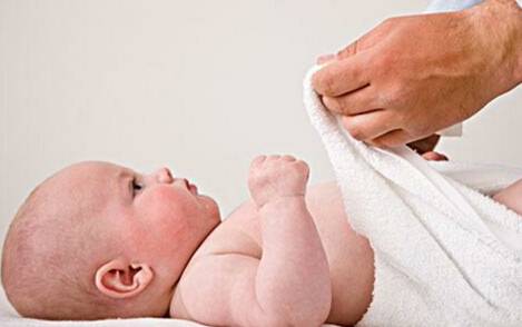 男女宝宝私处护理要点 这样清洗更健康