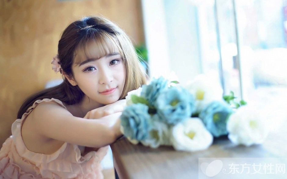 乳腺炎症状有哪些 哺乳期乳腺炎可以喂奶吗