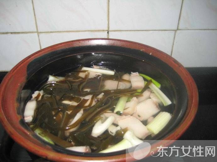 乳腺增生的早期症状 据说每个女生都有乳腺增生