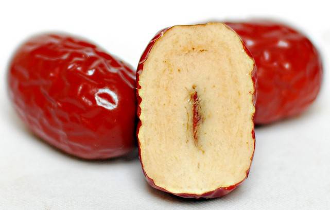 5大茶饮帮你缓解痛经 不同体质对症下药