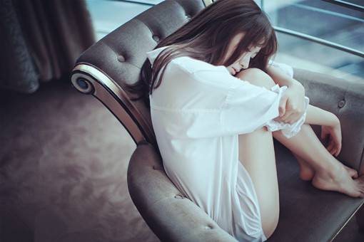 卵巢肿瘤的病因是什么 揭卵巢肿瘤的早期症状