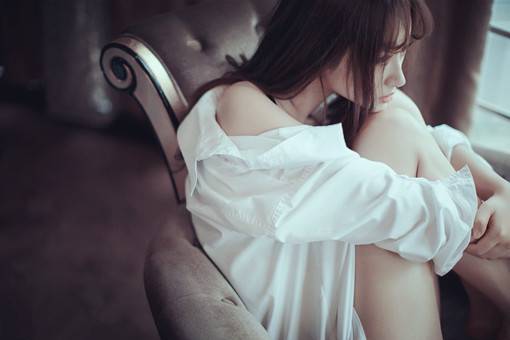 卵巢肿瘤的病因是什么 揭卵巢肿瘤的早期症状