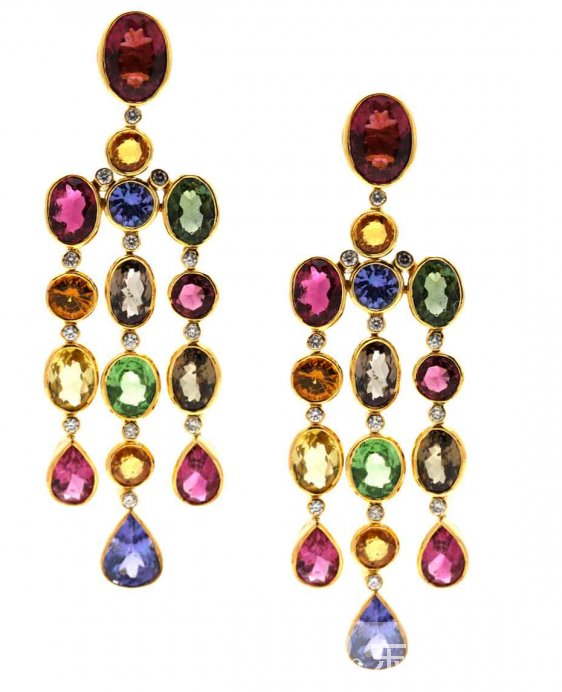 新一年也要红红火火 让石榴石成为你的专属时尚