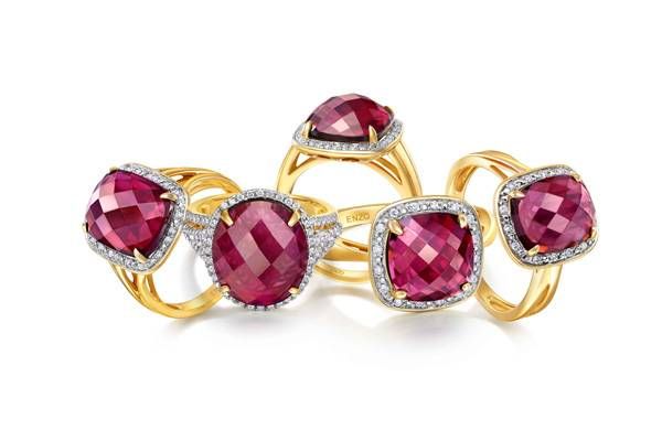 新一年也要红红火火 让石榴石成为你的专属时尚