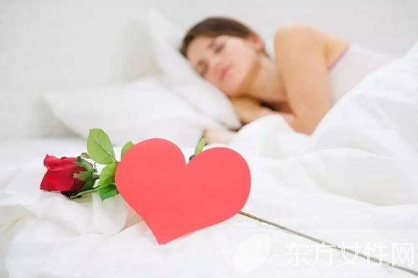 盆腔积液是怎么引起的 如何有效预防盆腔积液