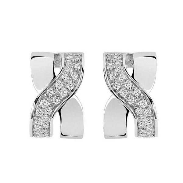 珠宝首饰也流行换季潮 极简款更具存在感