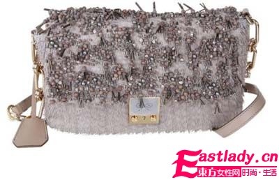 盘点七款最适合晚宴的手袋 让你成为聚会焦点