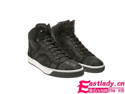 达人秋冬必备高筒鞋        街拍抢眼新单品