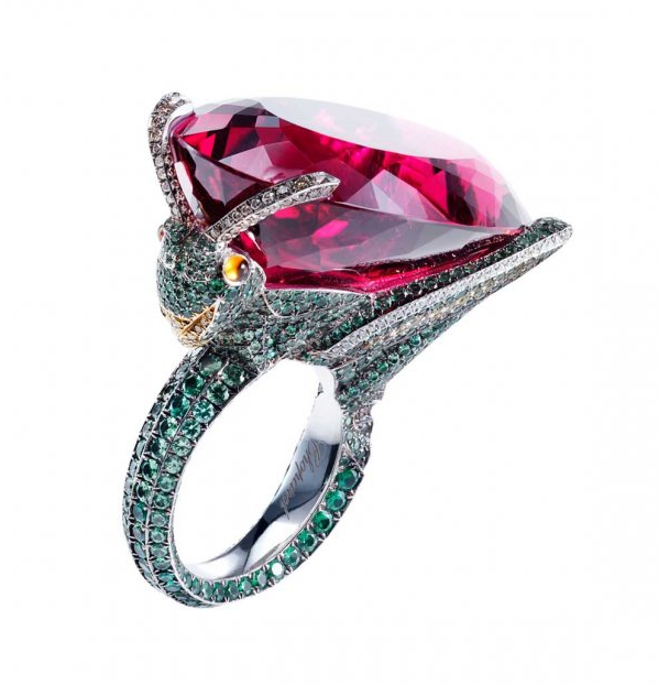 新一年也要红红火火 让石榴石成为你的专属时尚