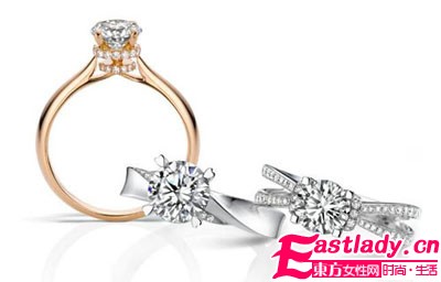 周生生圣诞钻饰系列 四大款式各具特色