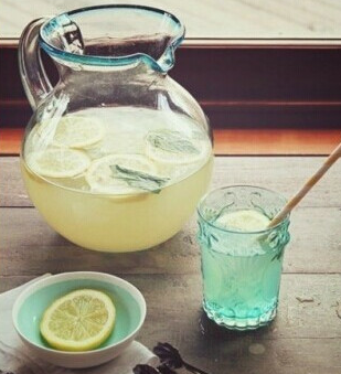 如何烹饪柠檬 柠檬片的烹饪方法