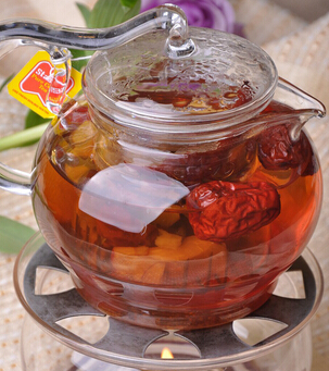 补血补气的食物 桂圆红枣枸杞茶的做法