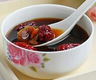 吃什么补血 桂圆红枣茶的做法及功效