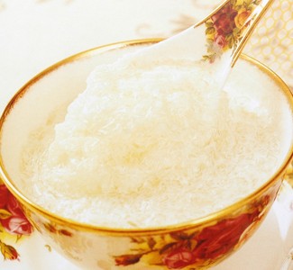 燕窝婴儿吃蛋白质过敏 成人吃多了容易腹泻