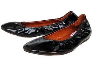 初夏女星衷爱的出街爱鞋