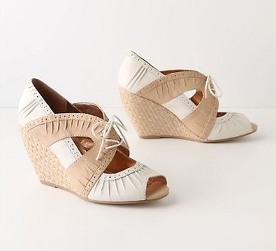 初夏女星衷爱的出街爱鞋