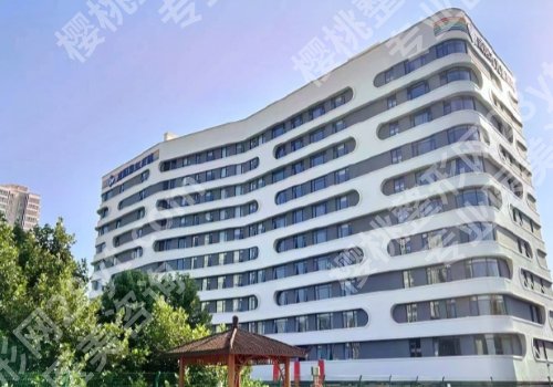 咸阳种牙哪个医院好?技术派排行榜名单公开、选对医院少遭罪