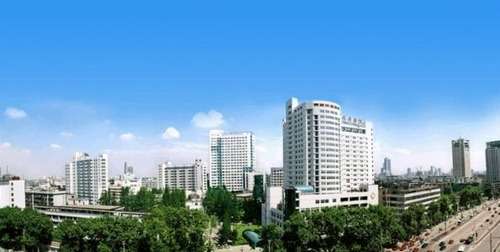 武汉同济医院 (1).jpg