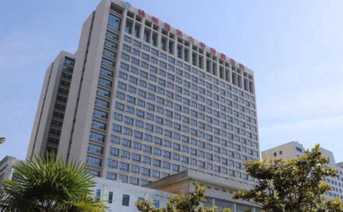 徐州医科大学附属医院厚唇改薄整形费用查询?技术测评_医生介绍