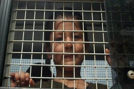 为何溺亡事故频繁发生 暑期学生安全如何防护