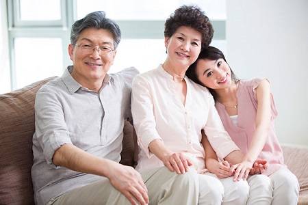 男人愿意跟长相一般，但人特别好的女生恋爱吗？