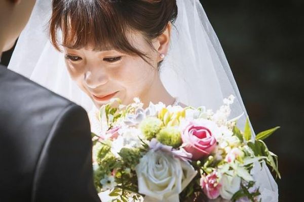 女生到底是嫁得好重要还是做好自己的事业重要呢？